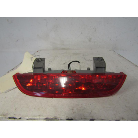 Feu arriere stop central KIA PICANTO 1