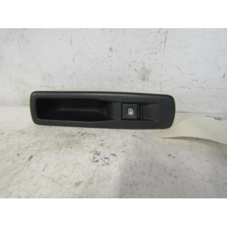 Interrupteur de leve vitre arriere droit RENAULT MEGANE 3