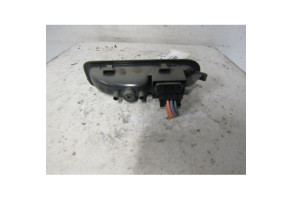 Interrupteur de leve vitre arriere droit RENAULT CLIO 3 Photo n°2