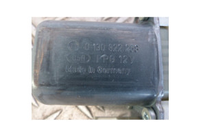 Moteur leve vitre arriere droit CITROEN C6 Photo n°4