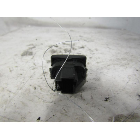 Interrupteur de leve vitre arriere droit FORD MONDEO 2