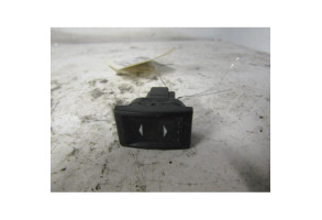 Interrupteur de leve vitre avant droit FORD MONDEO 2 Photo n°1