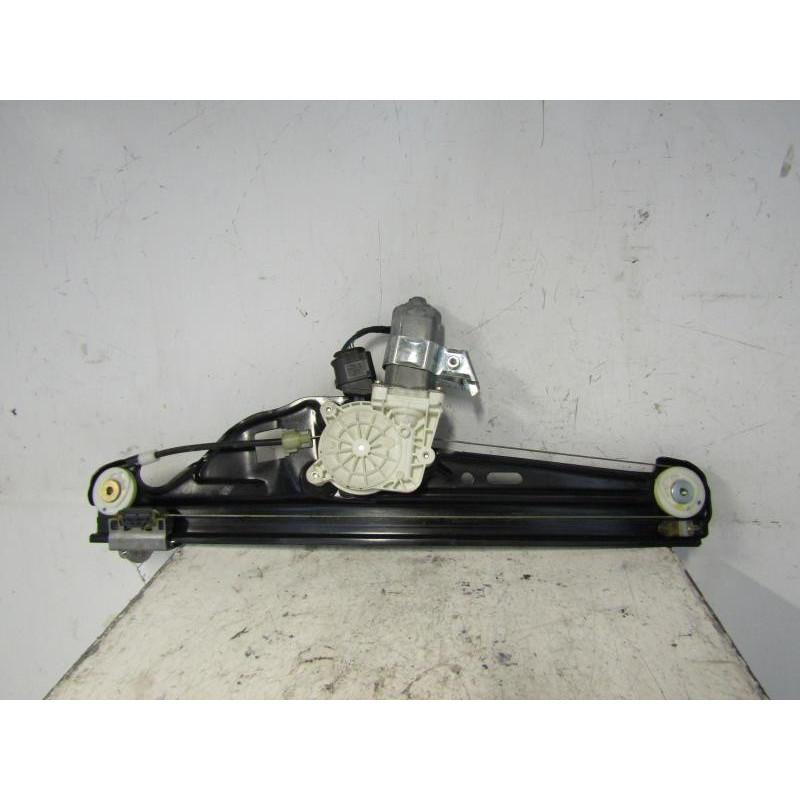 Leve vitre electrique arriere droit BMW SERIE 5 E60 Photo n°1