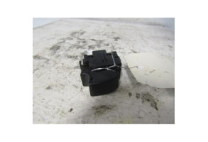 Interrupteur de leve vitre avant droit TOYOTA COROLLA 10 Photo n°1