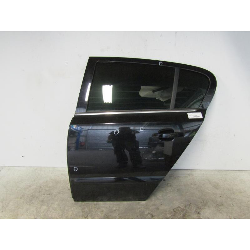 Porte arriere gauche OPEL ASTRA H Photo n°1