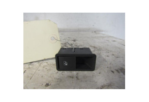 Interrupteur de leve vitre arriere gauche OPEL ASTRA H Photo n°1