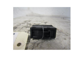 Interrupteur de leve vitre arriere gauche OPEL ASTRA H Photo n°2