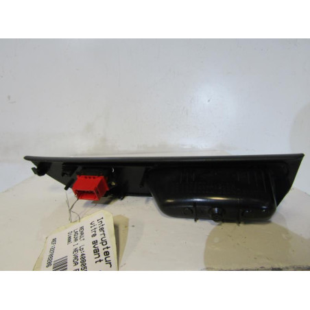 Interrupteur de leve vitre avant droit RENAULT LAGUNA 1