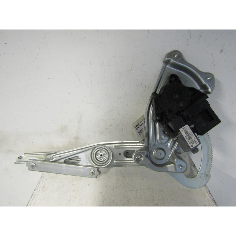 Leve vitre electrique arriere gauche RENAULT SCENIC 3 Photo n°1