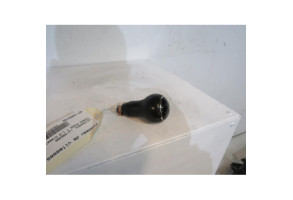 Pommeau de vitesses VOLKSWAGEN TOURAN 1 Photo n°4