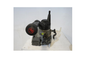 Pompe de direction CITROEN C4 GRAND PICASSO 1 Photo n°4