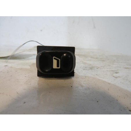 Interrupteur de leve vitre avant droit CITROEN BERLINGO 1