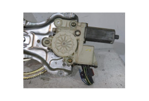 Leve vitre electrique arriere gauche TOYOTA AVENSIS 2 Photo n°2