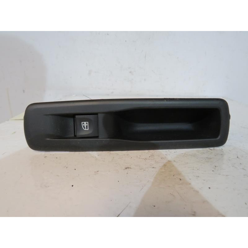 Interrupteur de leve vitre arriere gauche RENAULT LAGUNA 3 Photo n°1