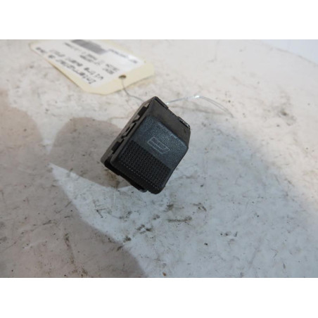 Interrupteur de leve vitre avant droit SEAT IBIZA 2