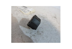 Interrupteur de leve vitre avant droit SEAT IBIZA 2 Photo n°1