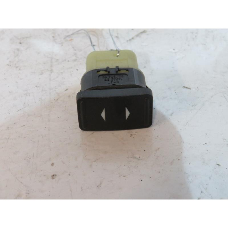 Interrupteur de leve vitre avant droit FORD C-MAX 1 Photo n°1