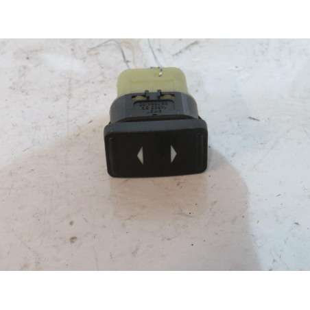 Interrupteur de leve vitre avant droit FORD C-MAX 1