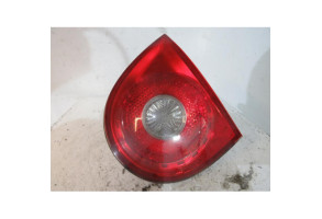 Feu arriere secondaire droit (feux) VOLKSWAGEN GOLF 5 Photo n°1