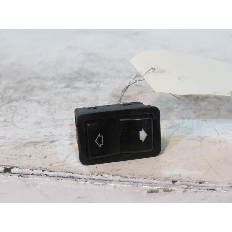 Interrupteur de leve vitre avant droit BMW SERIE 5 E39 Photo n°1