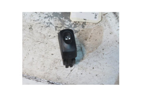Interrupteur de leve vitre avant droit RENAULT CLIO 2 Photo n°1