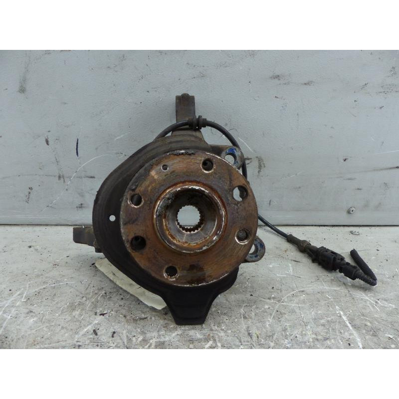 Pivot de moyeu avant droit OPEL CORSA C Photo n°1