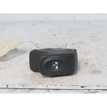 Interrupteur de leve vitre avant droit RENAULT CLIO 2