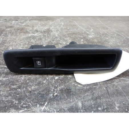 Interrupteur de leve vitre arriere droit RENAULT MEGANE 3