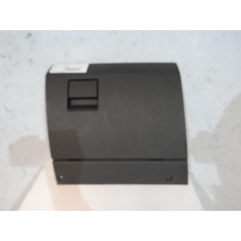 Porte boite a gants OPEL MERIVA A Photo n°1