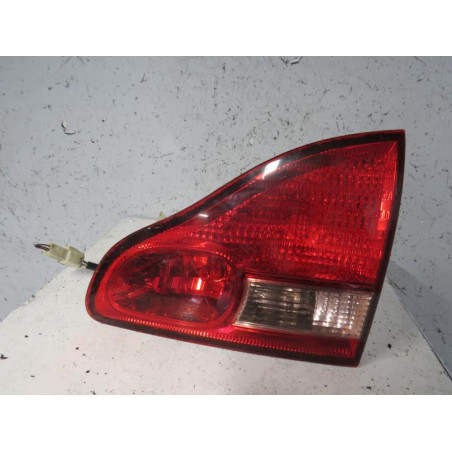 Feu arriere secondaire droit (feux) TOYOTA AVENSIS VERSO