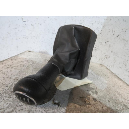 Pommeau de vitesses VOLKSWAGEN POLO 4