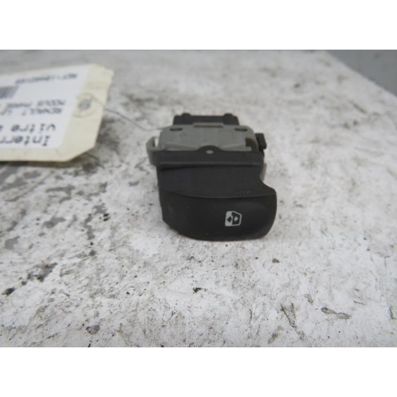 Interrupteur de leve vitre arriere gauche RENAULT MODUS Photo n°1