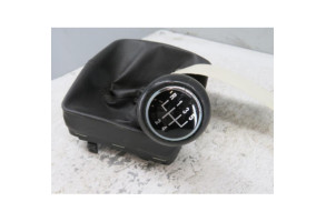 Pommeau de vitesses VOLKSWAGEN POLO 4 Photo n°1