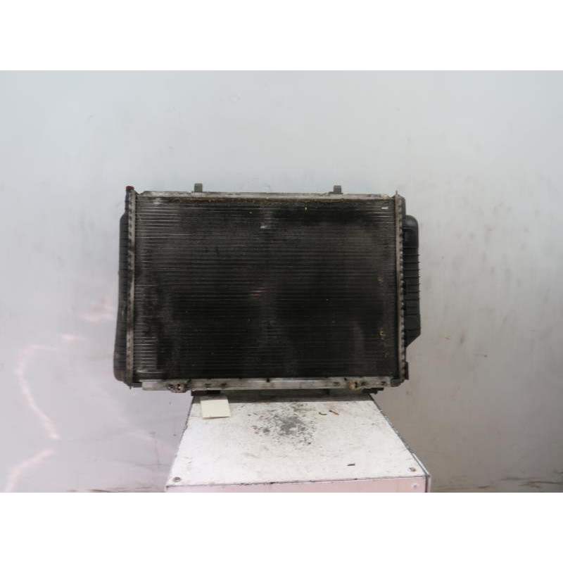 Radiateur eau MERCEDES CLASSE C 202 Photo n°1