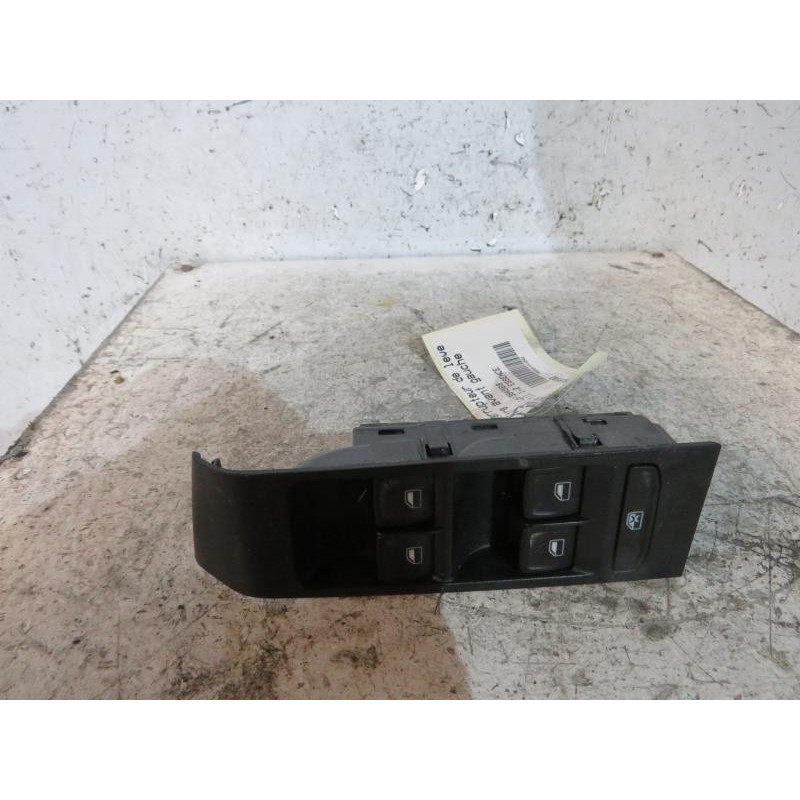 Interrupteur de leve vitre avant gauche SKODA FABIA 3 Photo n°1