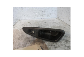 Interrupteur de leve vitre arriere droit PEUGEOT 308 1 SW Photo n°1