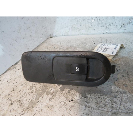 Interrupteur de leve vitre avant droit RENAULT SCENIC 2