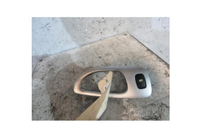 Interrupteur de leve vitre arriere droit PEUGEOT 307 Photo n°1