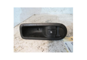 Interrupteur de leve vitre arriere gauche RENAULT MEGANE 2 Photo n°1