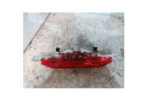 Feu arriere stop central TOYOTA COROLLA 10 Photo n°1