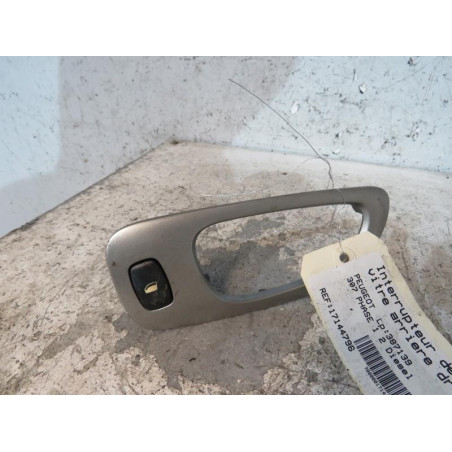 Interrupteur de leve vitre arriere droit PEUGEOT 307
