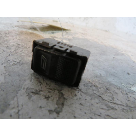 Interrupteur de leve vitre avant droit AUDI A6 1