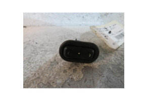 Interrupteur de leve vitre avant droit OPEL CORSA C Photo n°1