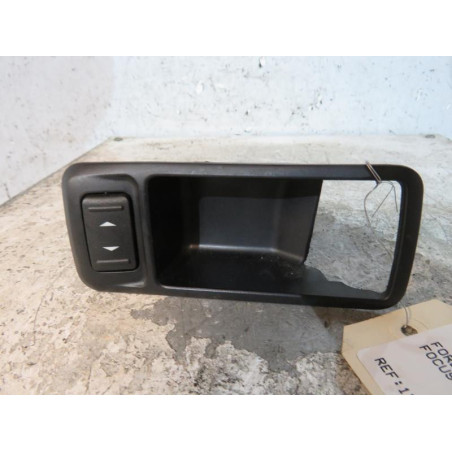 Interrupteur de leve vitre avant droit FORD C-MAX 1