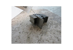 Interrupteur de leve vitre arriere gauche AUDI A3 1 Photo n°2