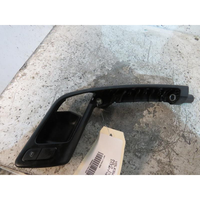 Interrupteur de leve vitre avant gauche VOLKSWAGEN POLO 4 Photo n°1