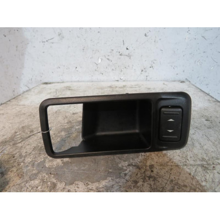 Interrupteur de leve vitre avant droit FORD C-MAX 1