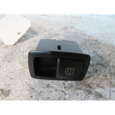 Interrupteur de leve vitre arriere gauche MERCEDES CLASSE A 169