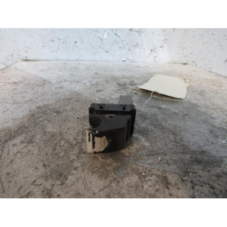 Interrupteur de leve vitre avant droit SEAT ALTEA