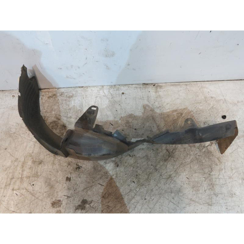 Pare boue arriere gauche RENAULT LAGUNA 2 Photo n°1